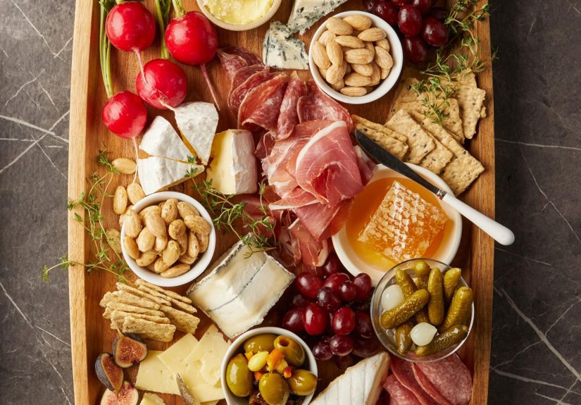 Use Our Party Food Calculator to Plan the Perfect Appetizer Menu