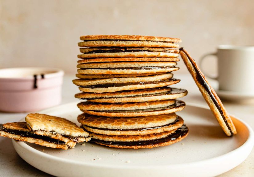 Dutch Stroopwafels (Syrup Waffles) Recipe