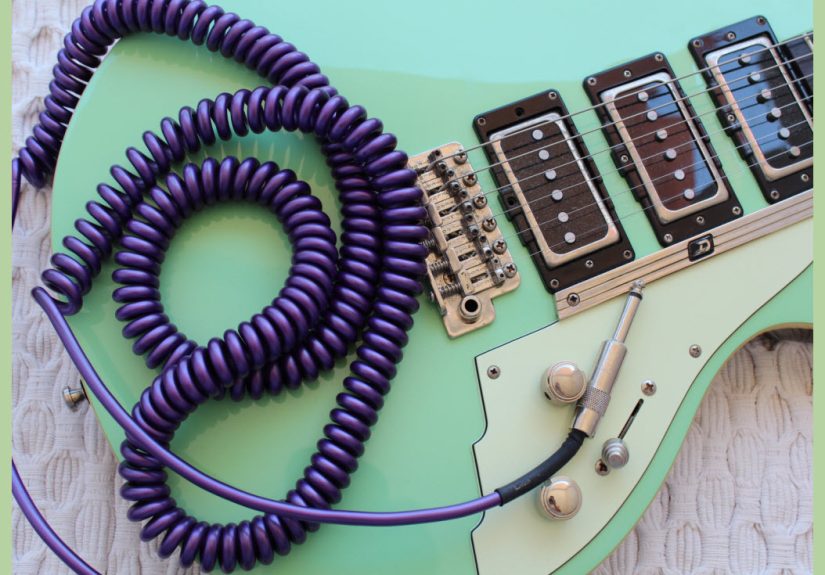 How to Connect a Guitar or Bass Guitar to a Macbook: 12 Steps