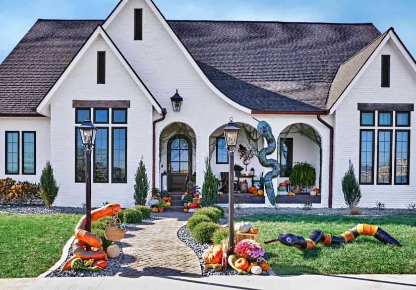 How to Make DIY Giant Snake Decorations for Halloween