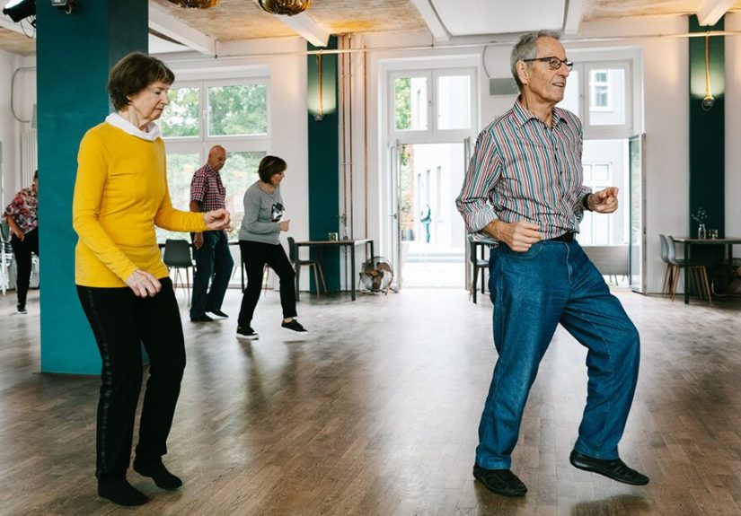 How to Stay Socially Connected with Alzheimer's: Your FAQs