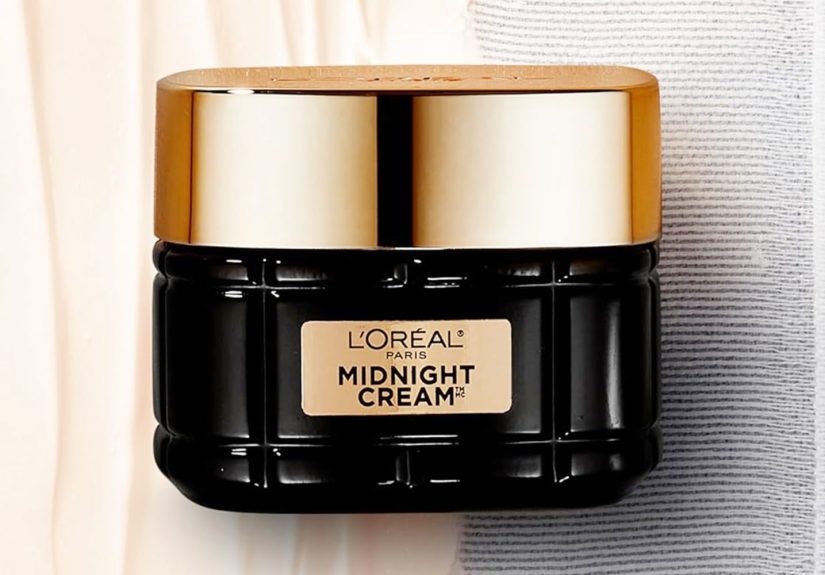 Fans Are "Aging in Reverse" With the L'Oréal Midnight Cream