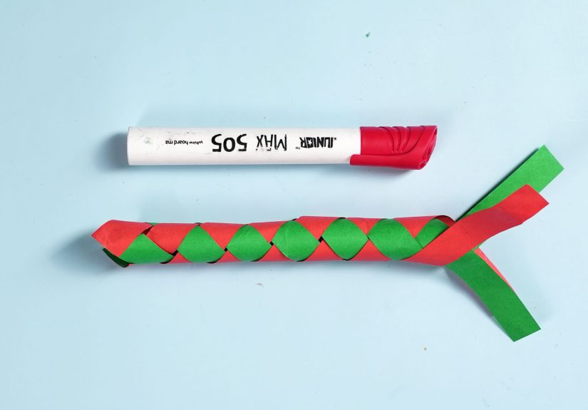 How to Create a Chinese Finger Trap