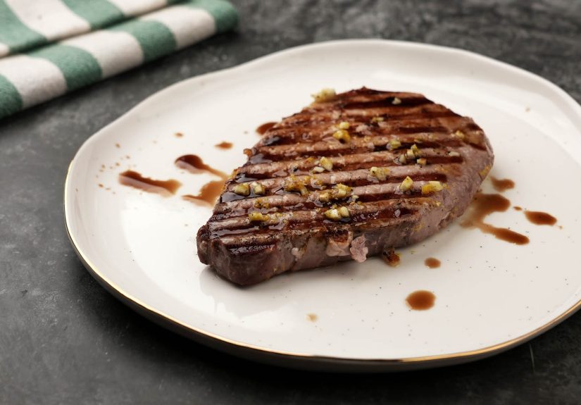 4 Ways to Cook Frozen Tuna Steak