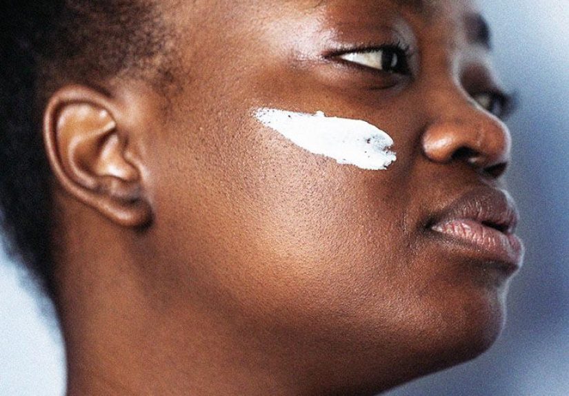 Can People Use Moisturizers With Tretinoin?