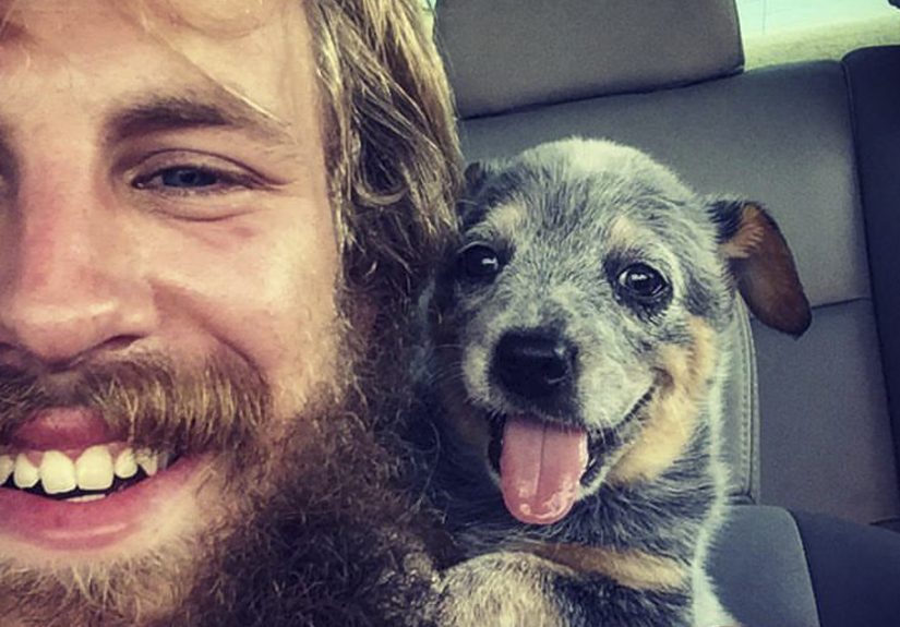 Hey Dog Owners! Share Pictures Of Meeting Your Doggos For The First Time