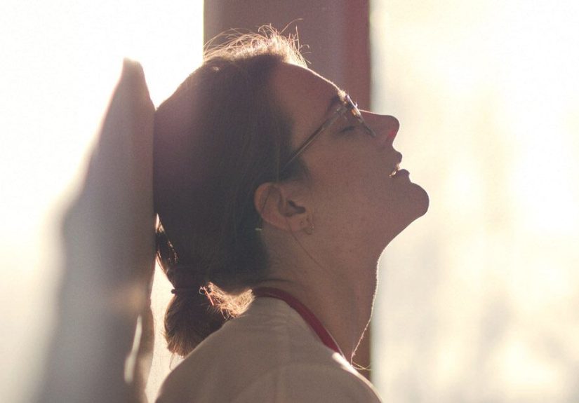 How to Get Rid of a Migraine at Work: Hacks and More