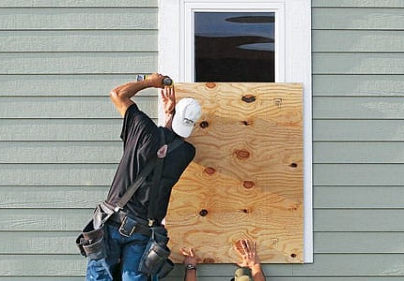 Hurricane Prep: An Essential Storm Safety Checklist